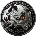 10-zlotych-2002-mistrzostwa-swiata-w-pilce-noznej-korea-japonia-(z-bursztynem)[1].jpg